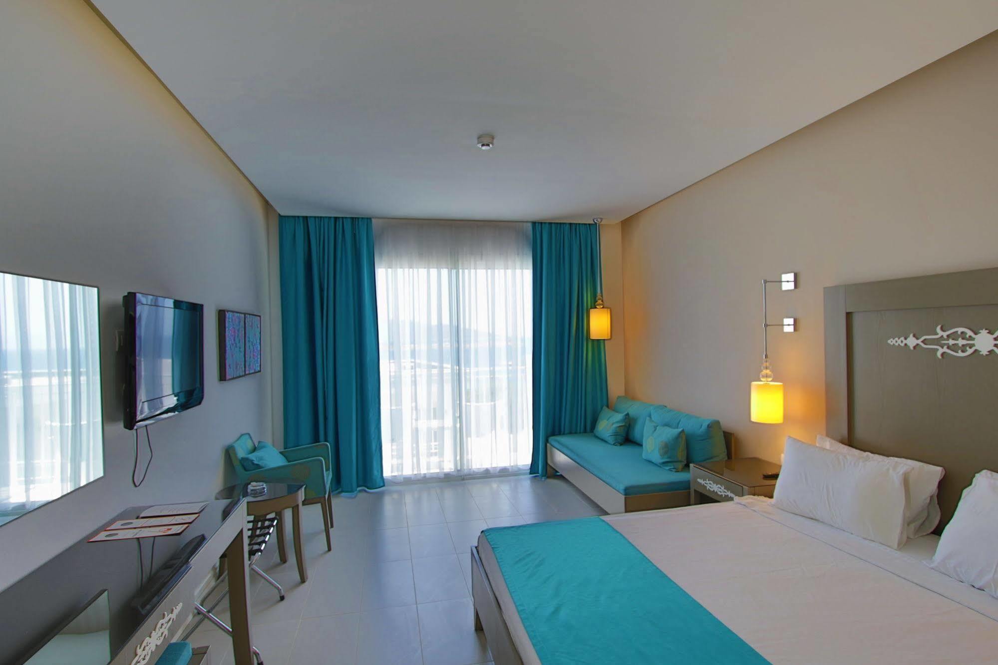 Rexene 4*