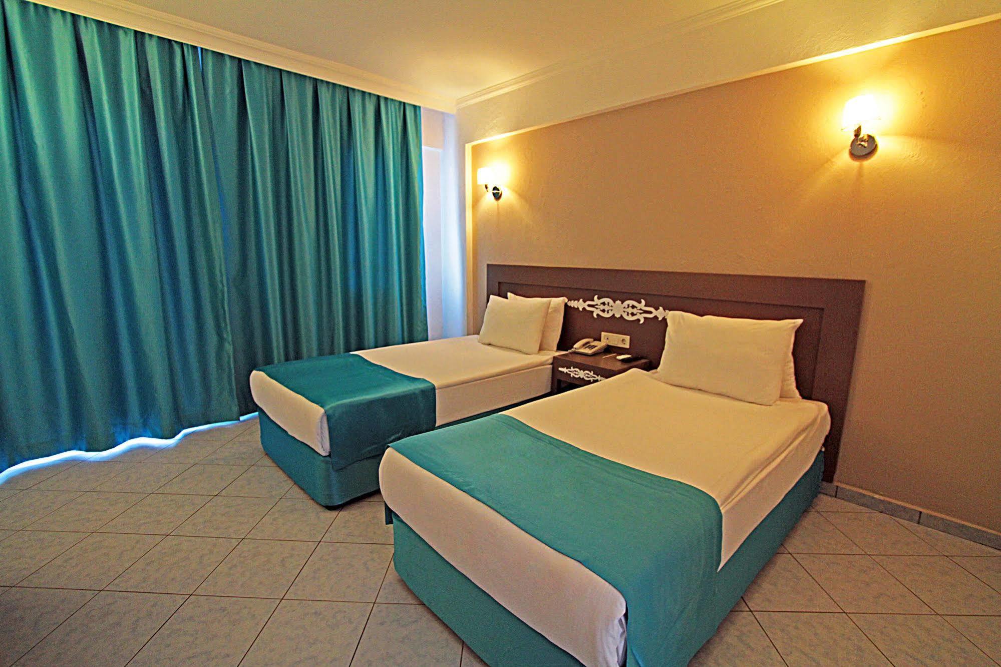 Rexene Resort 4*